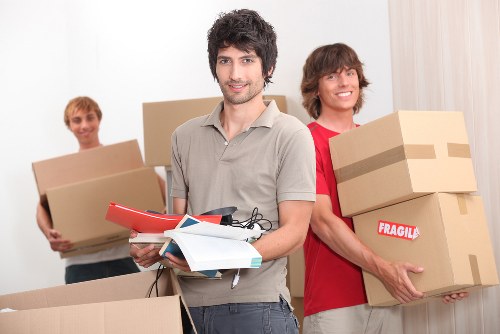 Household moving support and furniture loading